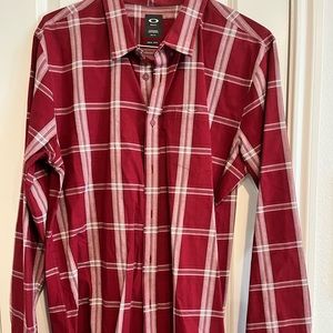 Oakley Men’s Red Plaid Long Sleeve Button Down